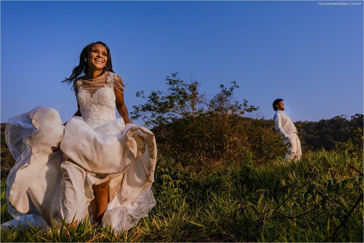 Fotografia Trash the Dress - Erik e Natália - João Monlevade - Minas Gerais (MG) Fotografia Trash the Dress - Erik e Natália - João Monlevade - Minas Gerais (MG)