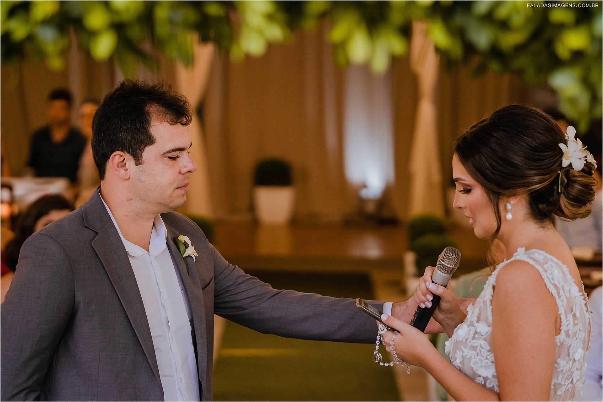 Foto Esperar tudo voltar ou Mini Wedding Foto Esperar tudo voltar ou Mini Wedding - Imagem 2