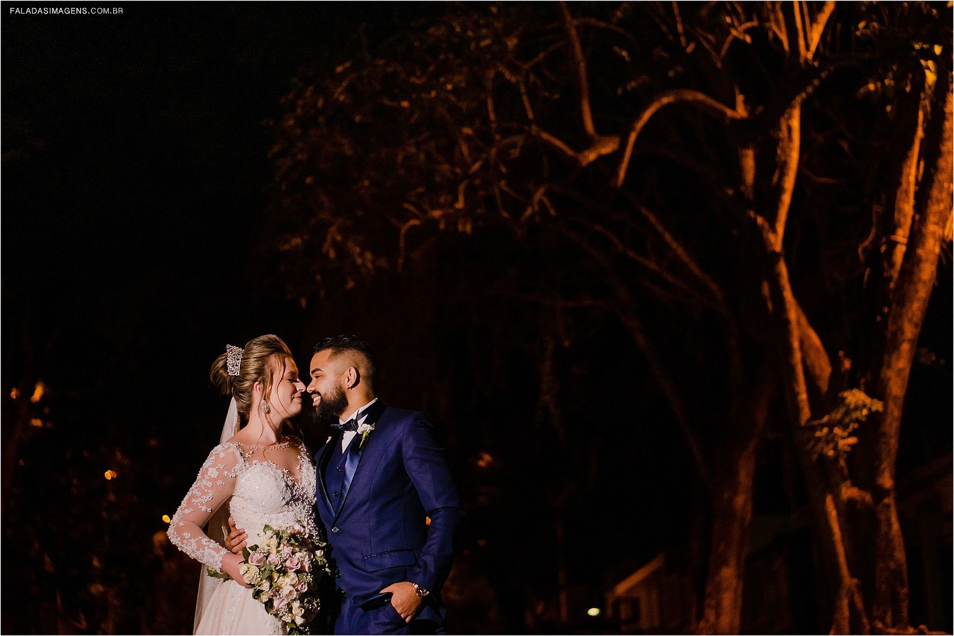 Foto Vale a pena fazer ensaio pós casamento? Foto Vale a pena fazer ensaio pós casamento? - Imagem 0