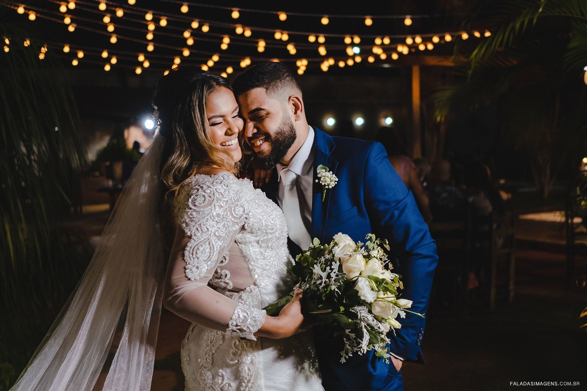 Foto 4 dicas para um lindo casamento de noite Foto 4 dicas para um lindo casamento de noite - Imagem 1